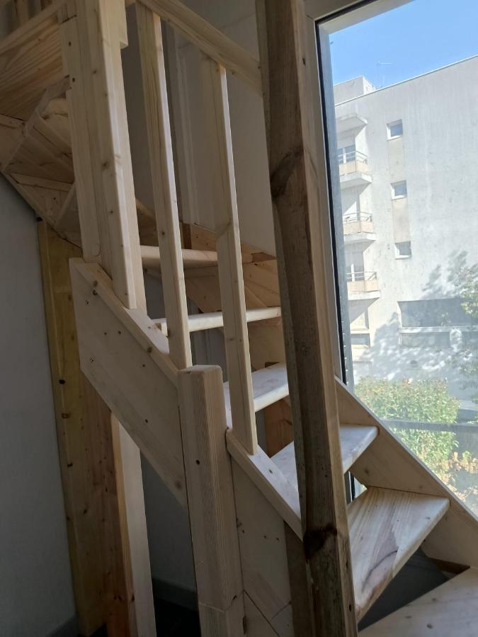 3 Hebergements - Au 1Er Etage 1 Appartement 2 Pieces Et Au 2Eme Etage Un Logement De 2 Chambres Louees Separement Avec Coin Cuisine Et Toilettes A Partager- Dans Pavillon Au Pied Du Rer B A 5 Minutes De Paris Et 30 Mn Stade De France Cachan Exterior photo