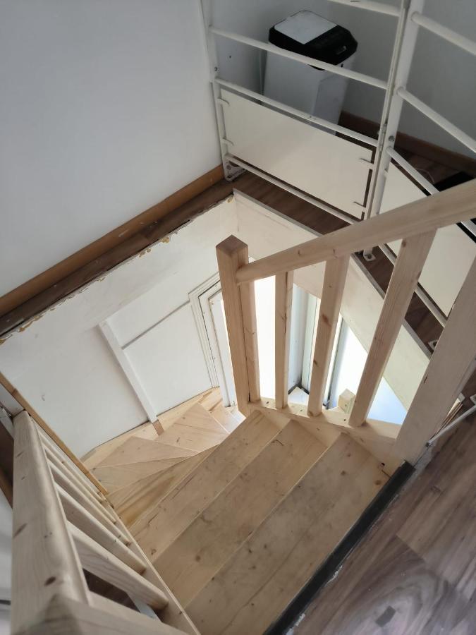 3 Hebergements - Au 1Er Etage 1 Appartement 2 Pieces Et Au 2Eme Etage Un Logement De 2 Chambres Louees Separement Avec Coin Cuisine Et Toilettes A Partager- Dans Pavillon Au Pied Du Rer B A 5 Minutes De Paris Et 30 Mn Stade De France Cachan Exterior photo